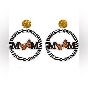 3/ $15 Brand New “Mom” Earrings